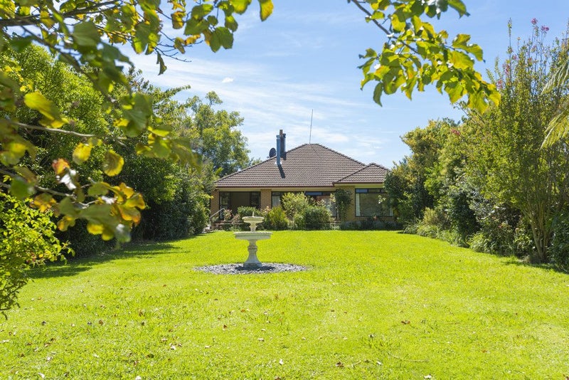 70 Oak Street, Mangapapa, Gisborne - Carousel 1