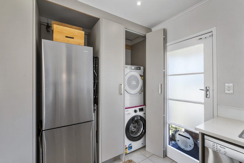 2/27 Sydney Street, Hauraki, Auckland - Carousel 14