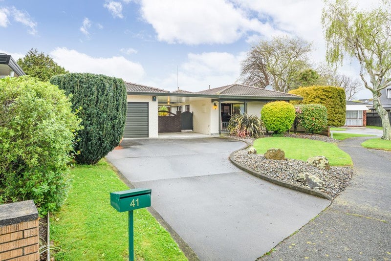 41 Kentucky Way, Awapuni, Palmerston North - Carousel 1