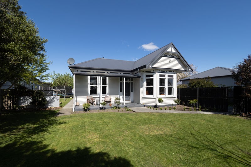 180 Chalmers Avenue, Hampstead, Ashburton - Carousel 1
