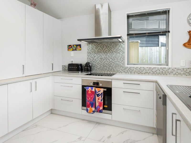 12 Nautique Place, Waikawa, Picton - Carousel 2