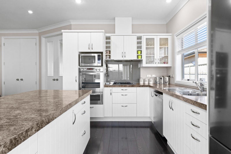 22 Pacific Avenue, Poraiti, Napier - Carousel 2