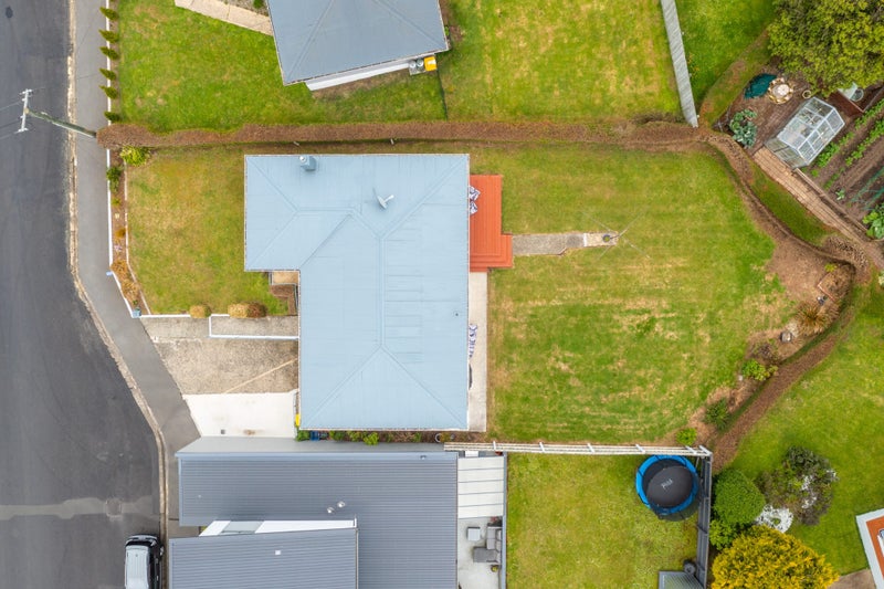 25 Gilkison Street, Halfway Bush, Dunedin - Carousel 24