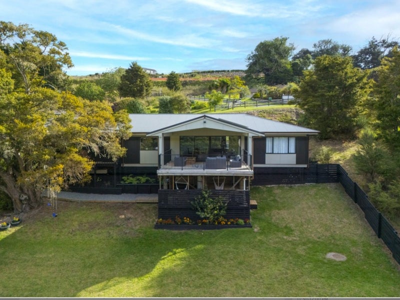 6 Catherin Servant Close, Maunu, Whangarei - Carousel 1