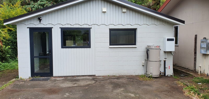 20 Werrina Crescent, Mangakakahi, Rotorua - Carousel 1