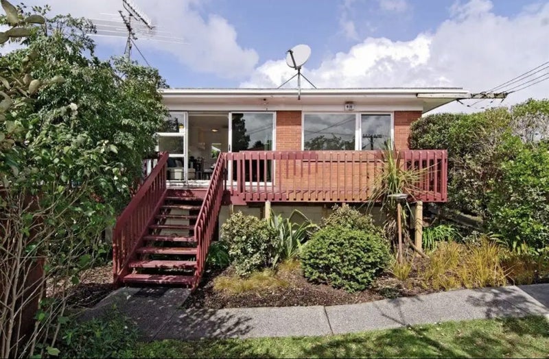 2/27 Ballarat Street, Mount Wellington, Auckland - Carousel 1