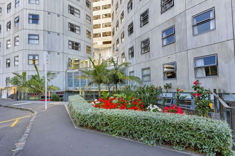1127/21 Whitaker Place, Grafton, Auckland - Carousel 1