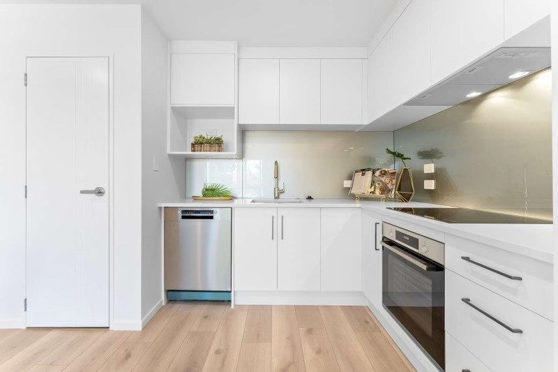4/67 Royal View Road, Te Atatu South, Auckland - Carousel 1