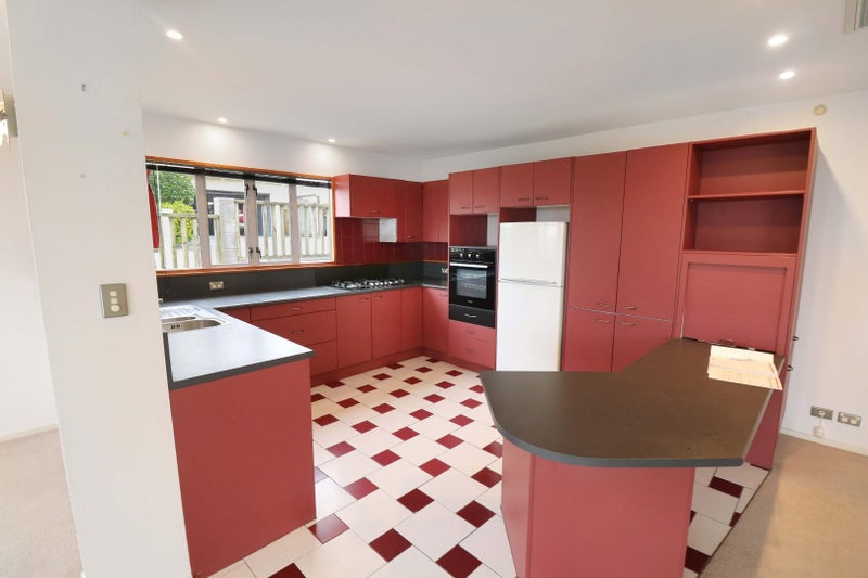 12A Imran Terrace, Khandallah, Wellington - Carousel 2