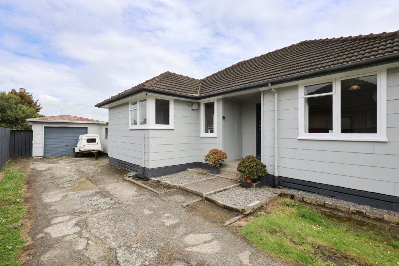 40 Seddon Street, Takaro, Palmerston North - Carousel 2