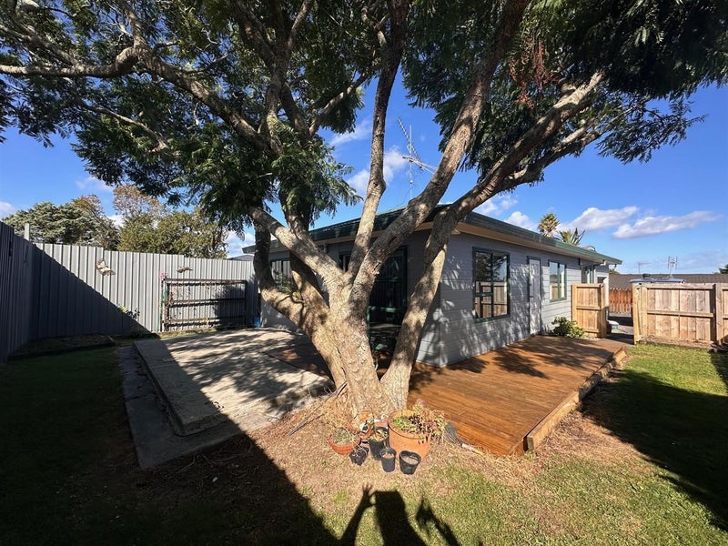 3/6 Fleming Street, Manurewa East, Auckland - Carousel 1