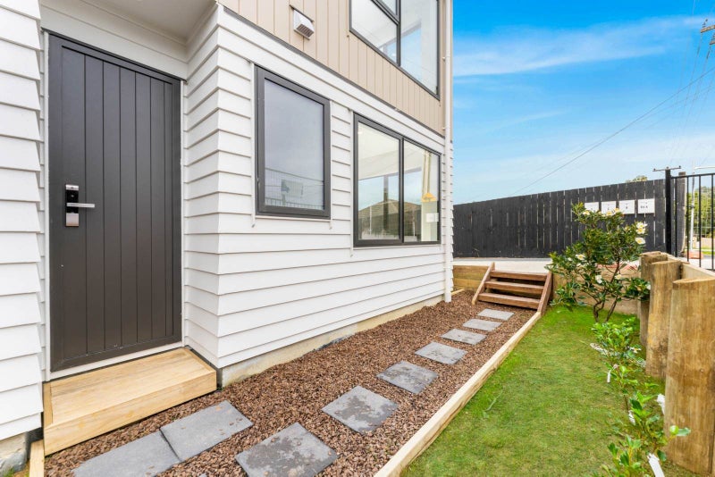 86 Harrington Road, Henderson, Auckland - Carousel 2