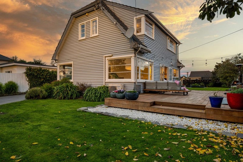 212 Weston Road, St Albans, Christchurch - Carousel 1