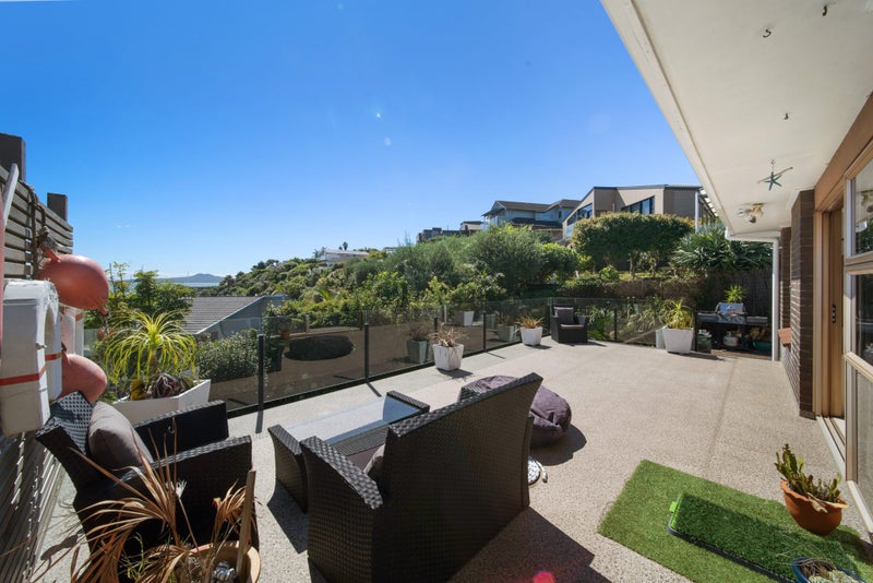 2/89 Takutai Avenue, Half Moon Bay, Auckland - Carousel 2