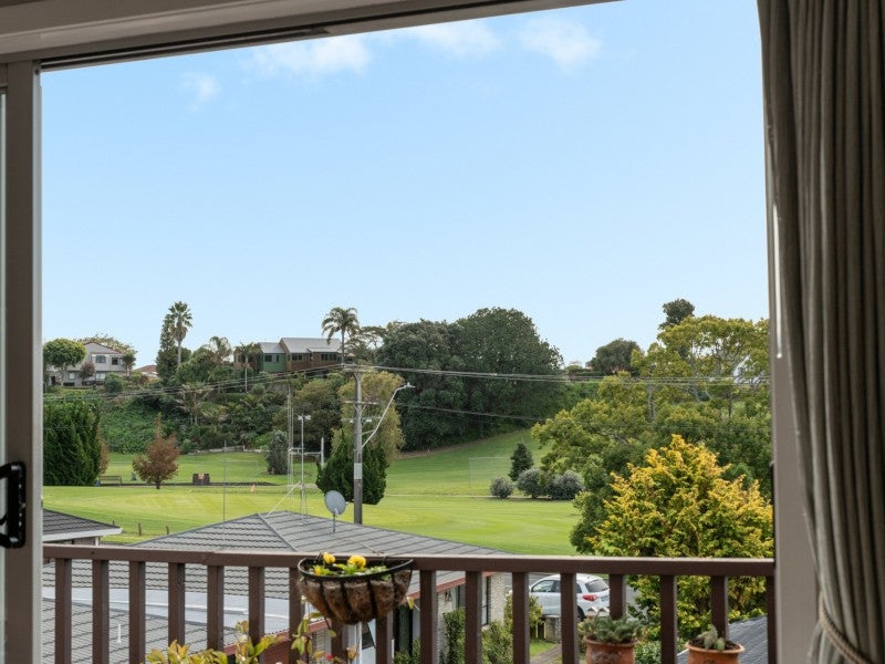 7 Grange Road, Otumoetai, Tauranga - Carousel 1