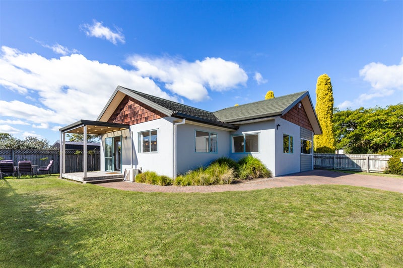 4 Aubrey Crescent, Rainbow Point, Taupo - Carousel 1
