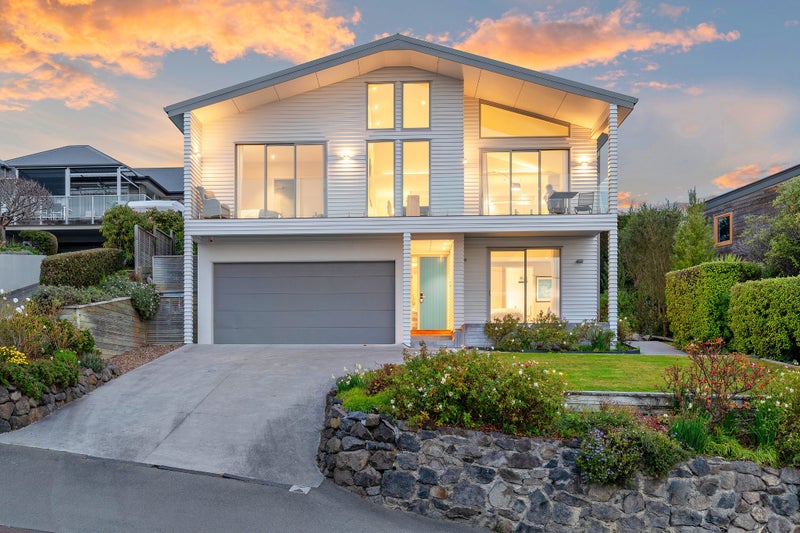 44 St Andrews Hill Road, Mount Pleasant, Christchurch - Carousel 1
