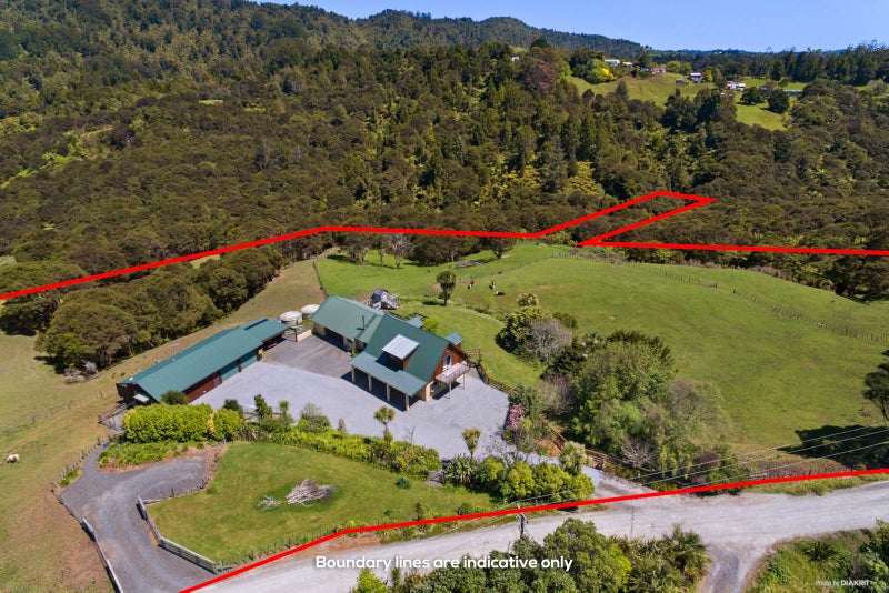 11 Welsh Hills Road, Swanson, Auckland - Carousel 2