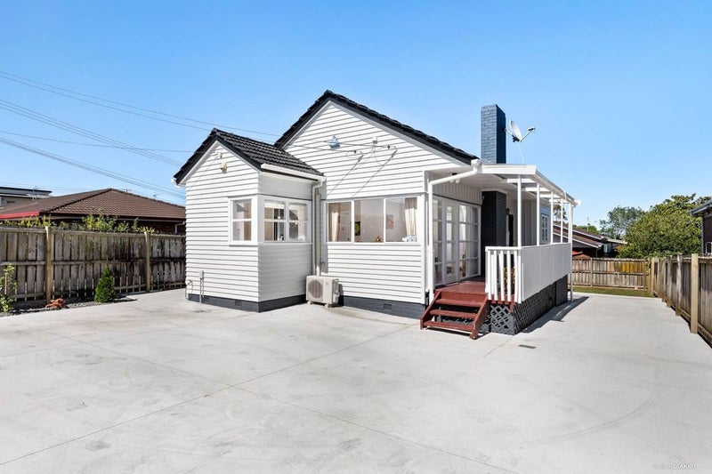 1/449 Richardson Road, Mount Roskill, Auckland - Carousel 1