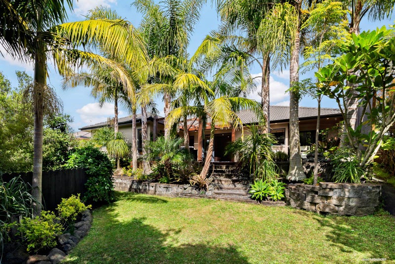 120 Te Wharau Drive, Greenhithe, Auckland - Carousel 2