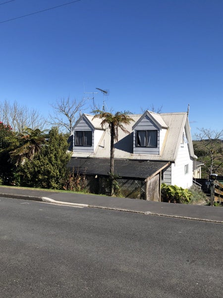 61 Gibson Road, Dinsdale, Hamilton - Carousel 1