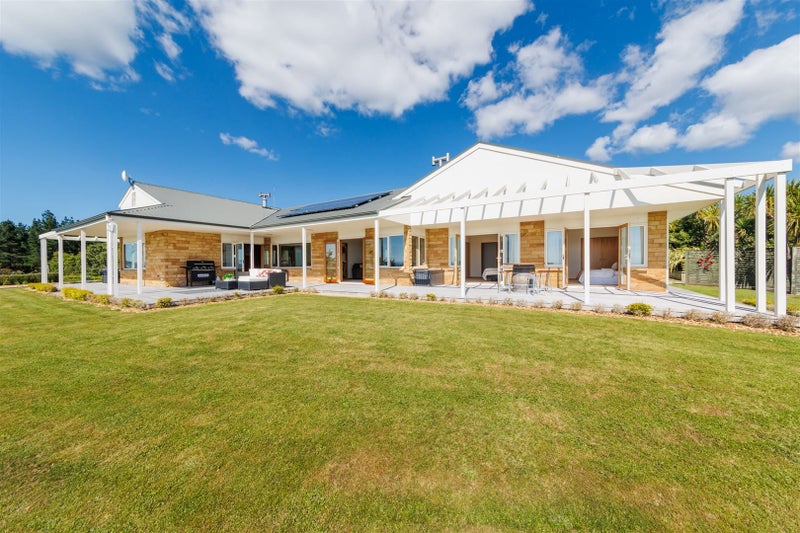 333 Ngahere Park Road, Turitea, Palmerston North - Carousel 1