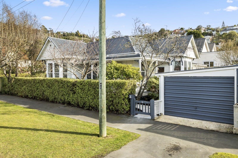 14 Valpy Street, Saint Clair, Dunedin - Carousel 1