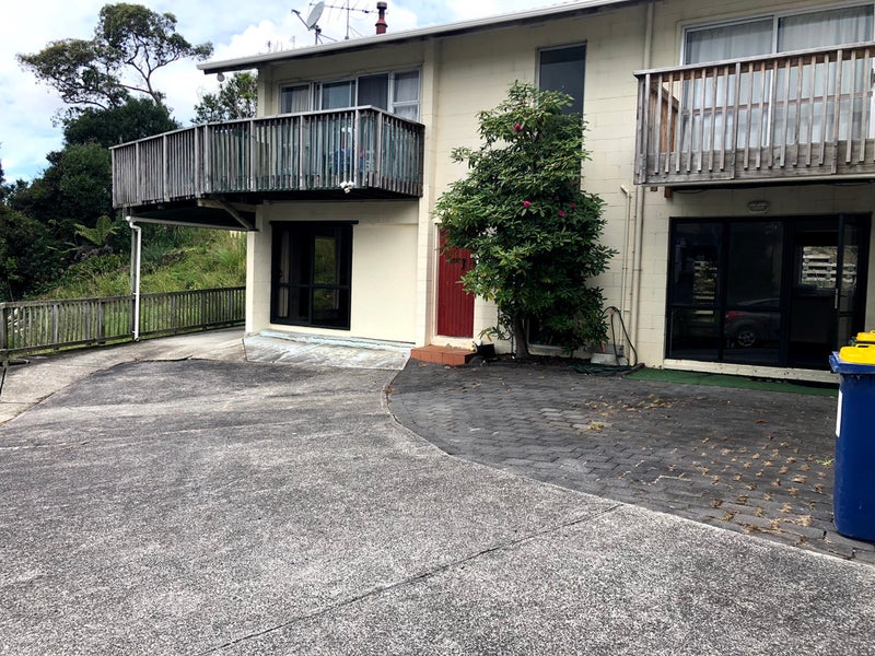 1/4 Chevron Place, Castor Bay, Auckland - Carousel 15