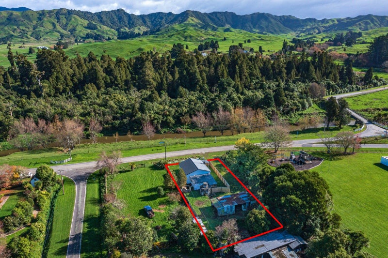 1318 Motu Road, Mōtū, Te Karaka - Carousel 2
