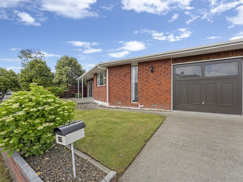 17 Te Punga Place, Awapuni, Palmerston North - Carousel 2