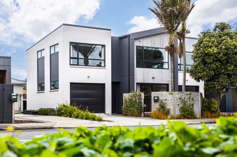 1B Wai-Iti Crescent, Woburn, Lower Hutt - Carousel 1