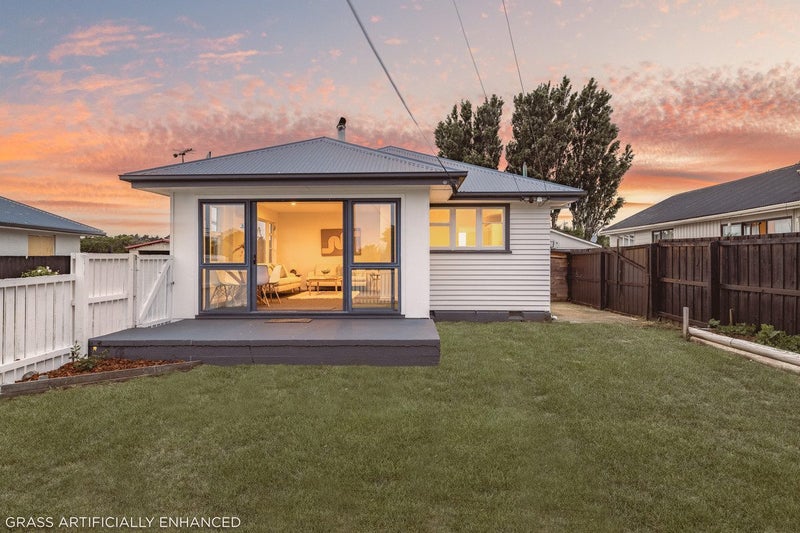 19 Griffiths Avenue, Linwood, Christchurch - Carousel 1