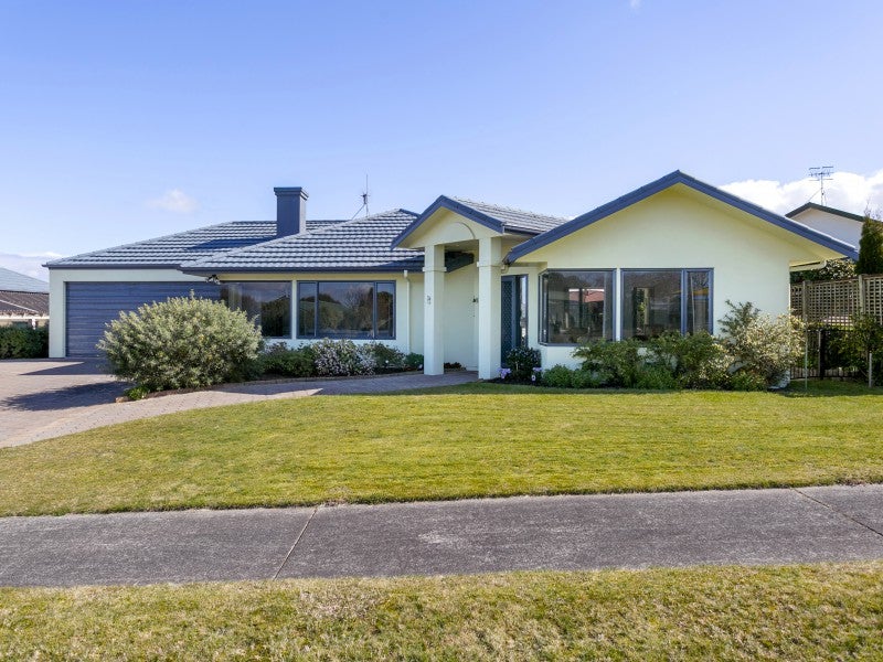 25 Northwood Road, Nukuhau, Taupo - Carousel 1