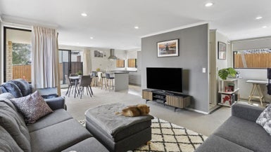 48A Lewisham Street, Highland Park, Auckland - Carousel 1