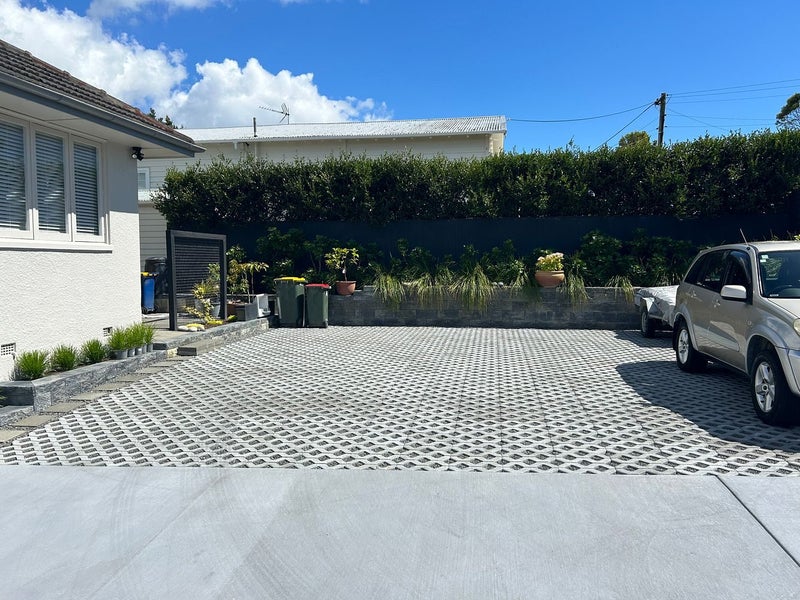 17 Tui Glen Road, Birkenhead, Auckland - Carousel 2