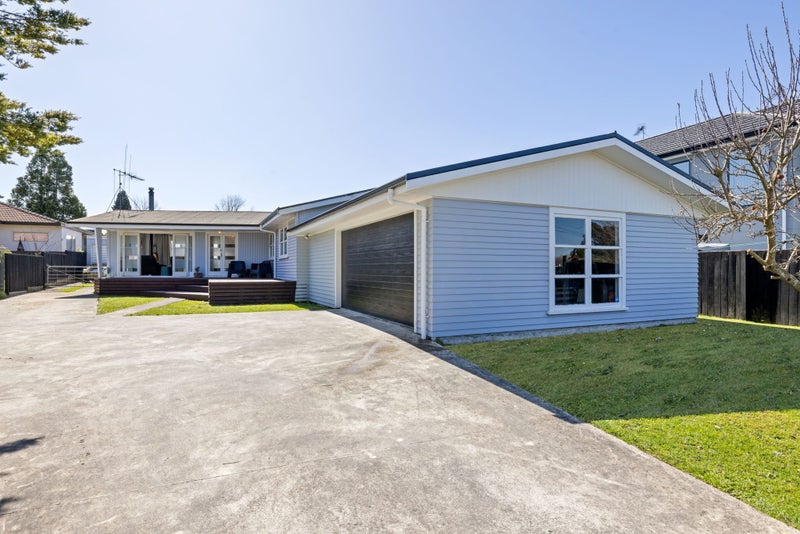 21 MacDonald Road, Glenview, Hamilton - Carousel 1