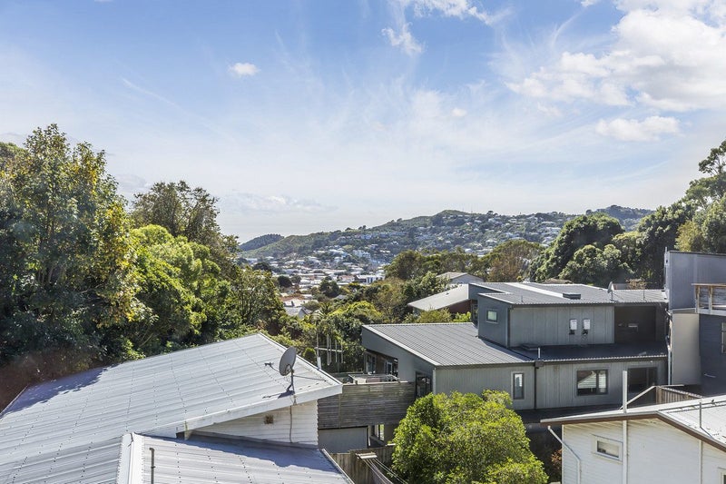 24A Kellsmere Crescent, Island Bay, Wellington - Carousel 14