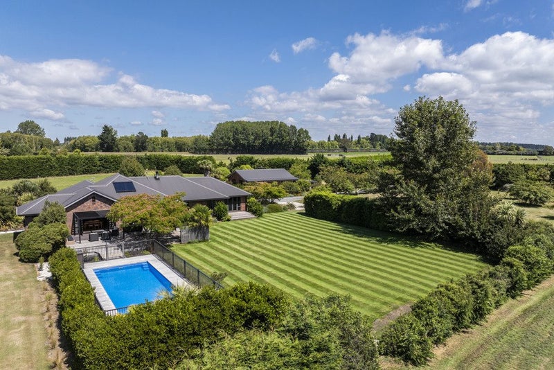 110 Harpers Road, Kaiapoi - Carousel 1