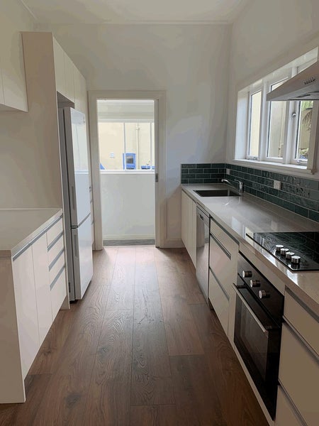 43 Plunket Street, Kelburn, Wellington - Carousel 2