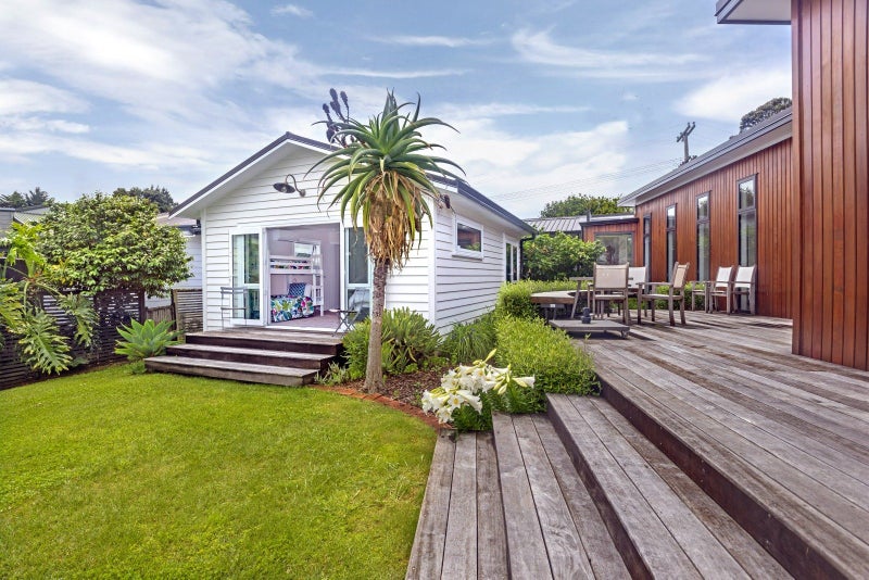 14 Lysnar Street, Okitu, Gisborne - Carousel 2