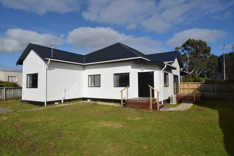 214 Elles Road, Strathern, Invercargill - Carousel 1