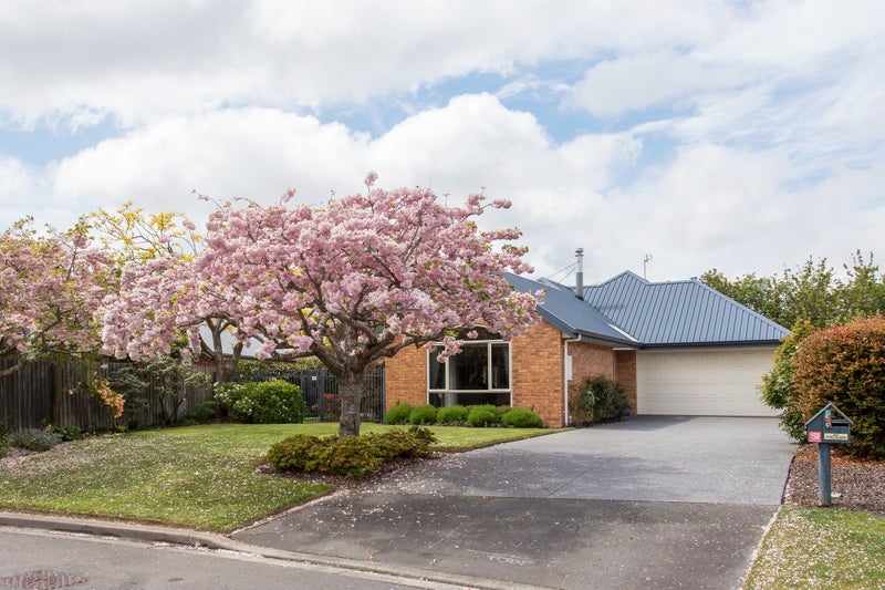 4 Avon Gate, Russley, Christchurch - Carousel 23