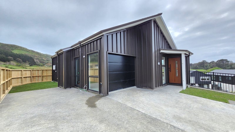 36 Hokioi Drive, Kenepuru, Porirua - Carousel 1