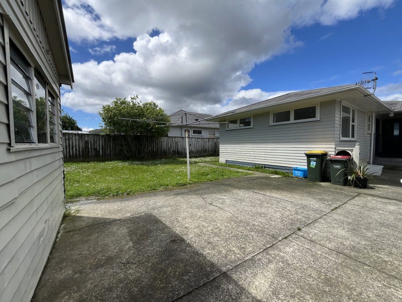 249 Wellington Road, Wainuiomata, Lower Hutt - Carousel 2