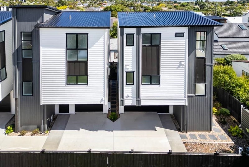 17D Kiwi Road, Point Chevalier, Auckland - Carousel 15