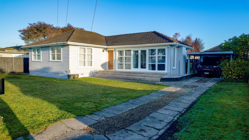 14 Mahana Road, St Andrews, Hamilton - Carousel 15