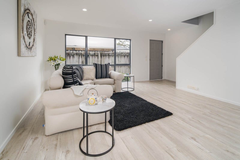 21 Rakich Place, Henderson, Auckland - Carousel 2
