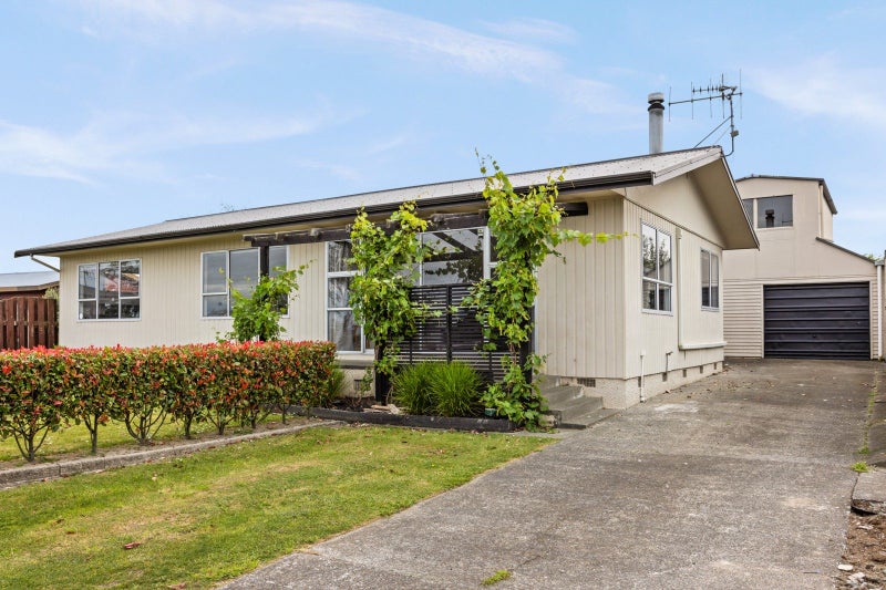12 Essex Street, Tamatea, Napier - Carousel 15