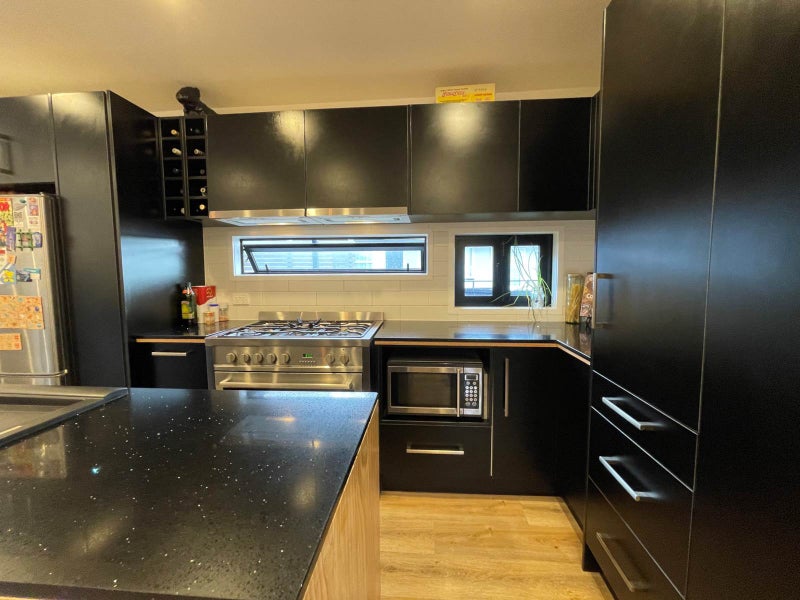 22 Pooks Road, Ranui, Auckland - Carousel 2