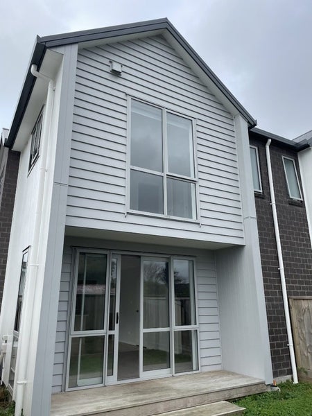 3/51 Wharf Road, Te Atatu Peninsula, Auckland - Carousel 12